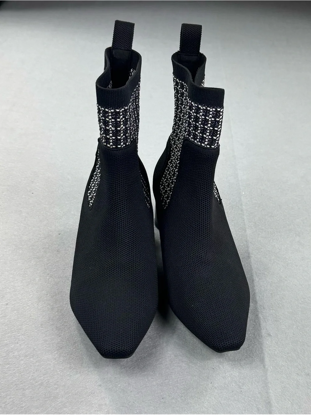 Vivaia Theresa Black Knit Ankle Booties Tweed-Style Panel. Sz EU 36 US 5.5/6.